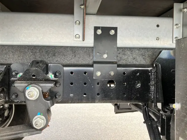 三菱 キャンター 2PG-FEB80(2WD)の写真12