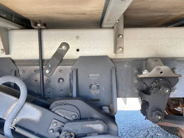 三菱 キャンター TPG-FEB50(2WD)の写真12