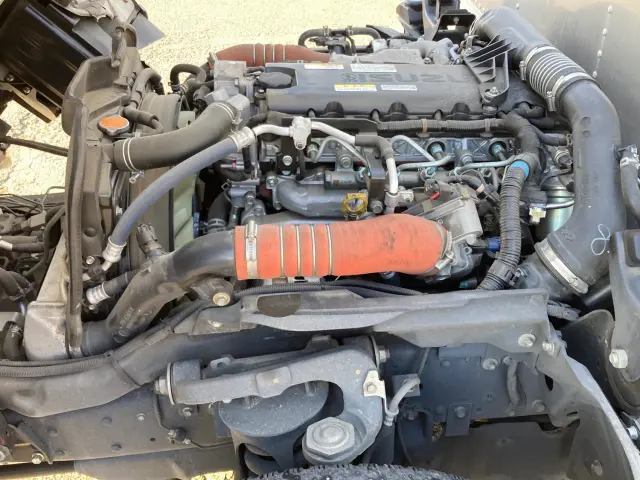 いすゞ エルフ 2RG-NMR88AN(2WD)の写真13