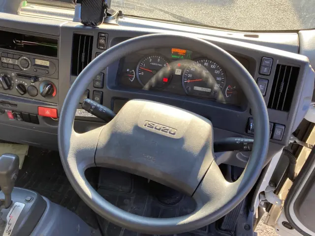 いすゞ エルフ 2RG-NMR88AN(2WD)の写真17