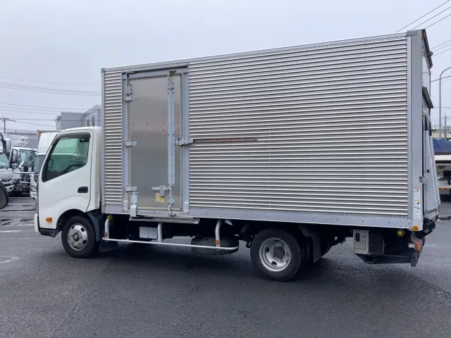 日野 デュトロ 2RG-XZU710M(2WD)の写真5