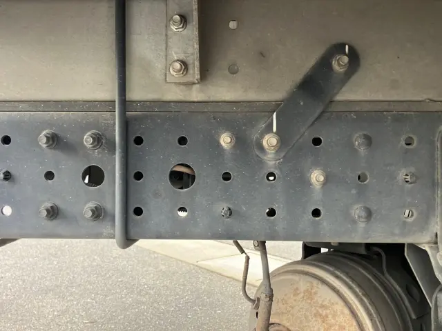 三菱 キャンター 2RG-FBA20(2WD)の写真10