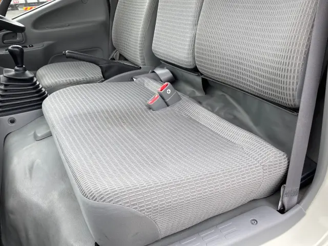 日野 デュトロ TKG-XZU605M(2WD)の写真15