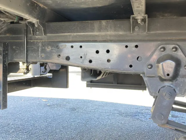 いすゞ エルフ TRG-NLR85AN(2WD)の写真10