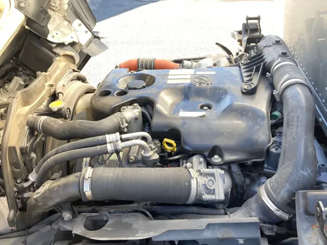 いすゞ エルフ TRG-NLR85AN(2WD)の写真12