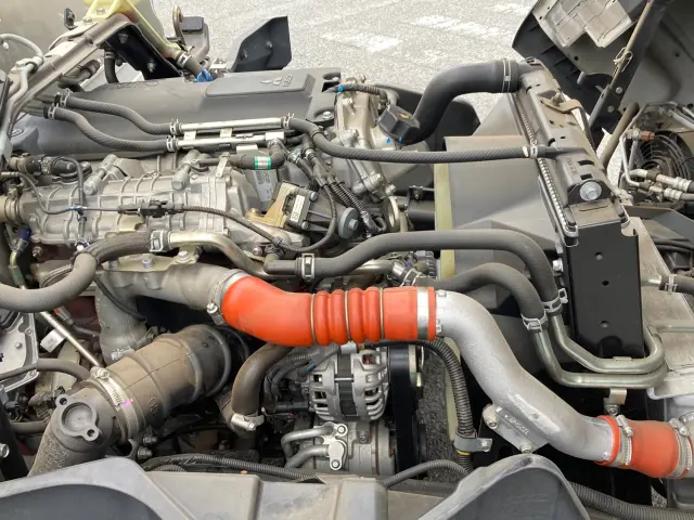 三菱 キャンター 2RG-FEB50(2WD)の写真16