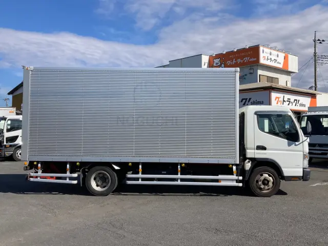 三菱 キャンター 2PG-FEBS0(2WD)の写真6