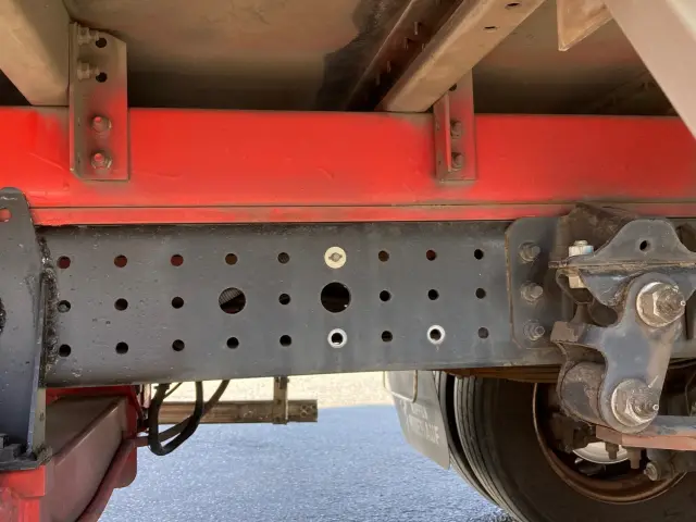 三菱 キャンター 2PG-FEBS0(2WD)の写真13