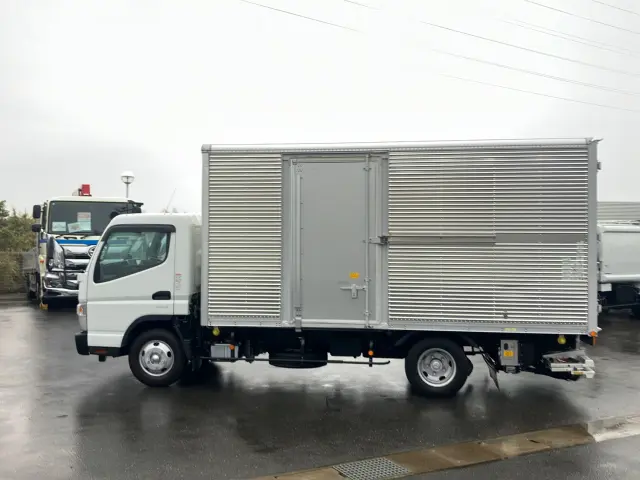 三菱 キャンター 2PG-FEB50(2WD)の写真5