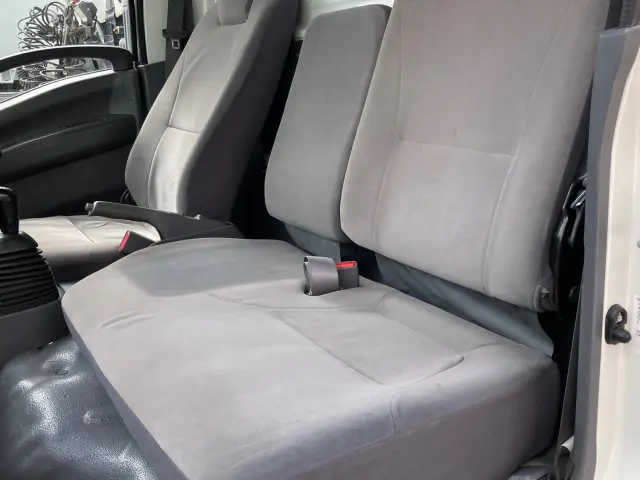 いすゞ エルフ TKG-NLR85AN(2WD)の写真16