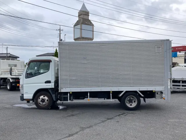 三菱 キャンター SKG-FEA50(2WD)の写真5