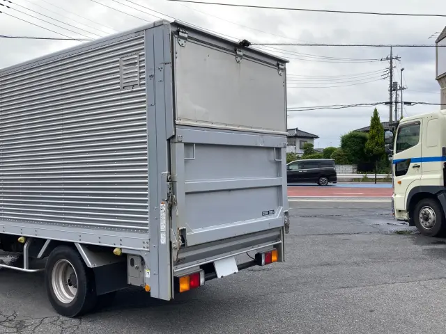 三菱 キャンター SKG-FEA50(2WD)の写真10