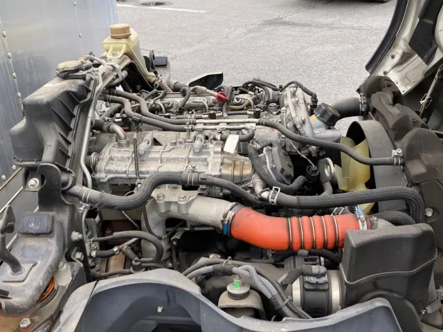 三菱 キャンター SKG-FEA50(2WD)の写真16