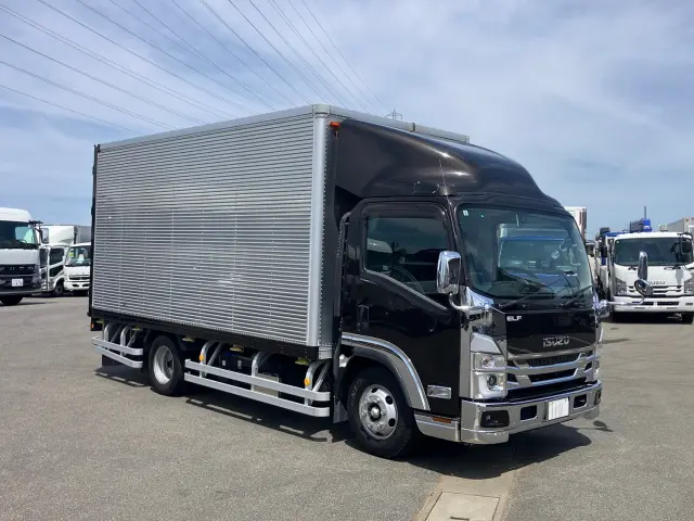 いすゞ エルフ 2RG-NPR88AN(2WD)の写真2