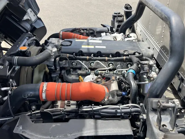 いすゞ エルフ 2RG-NPR88AN(2WD)の写真12