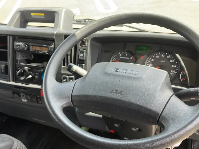 いすゞ エルフ 2RG-NPR88AN(2WD)の写真16