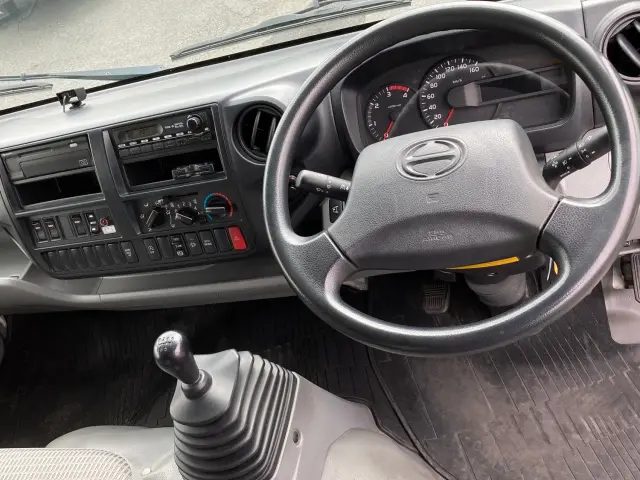 日野 デュトロ TKG-XZU710M(2WD)の写真16