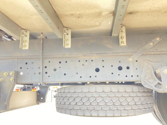 いすゞ エルフ TPG-NPR85YN(2WD)の写真10