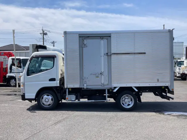 三菱 キャンター TPG-FEA50(2WD)の写真5