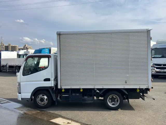 三菱 キャンター TKG-FBA20(2WD)の写真5