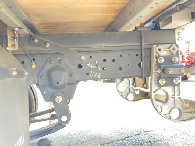 いすゞ エルフ 2RG-NHR88AN(2WD)の写真9