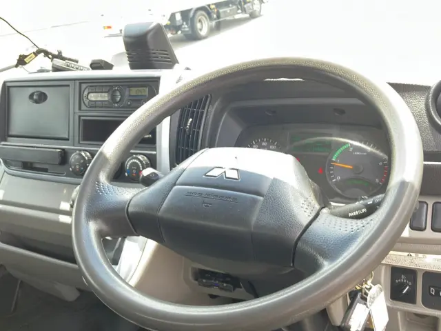三菱 キャンター TPG-FGA20(4WD)の写真16