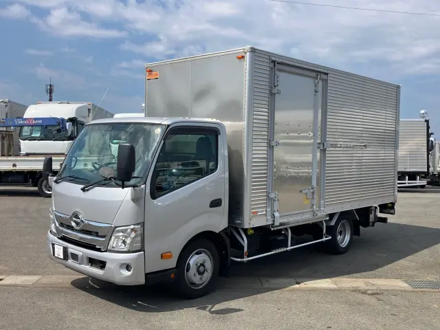 日野 デュトロ 2RG-XZU710M(2WD)の写真1