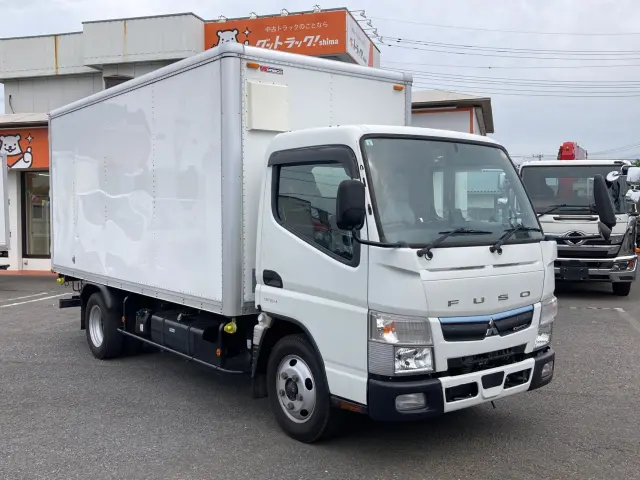 三菱 キャンター 2PG-FEAV0(2WD)の写真2