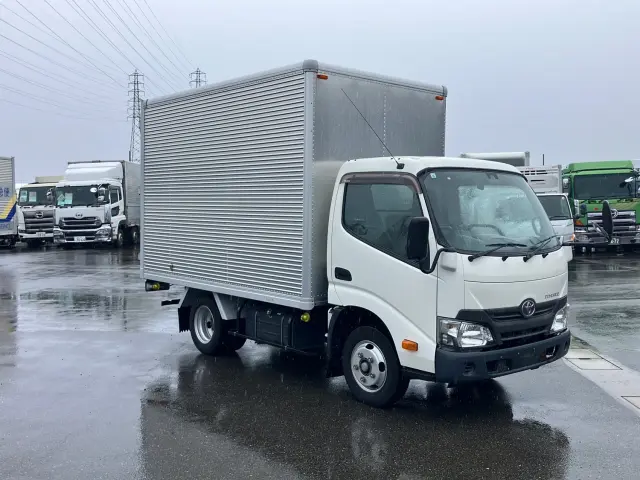 トヨタ トヨエース TKG-XZC605(2WD)の写真2