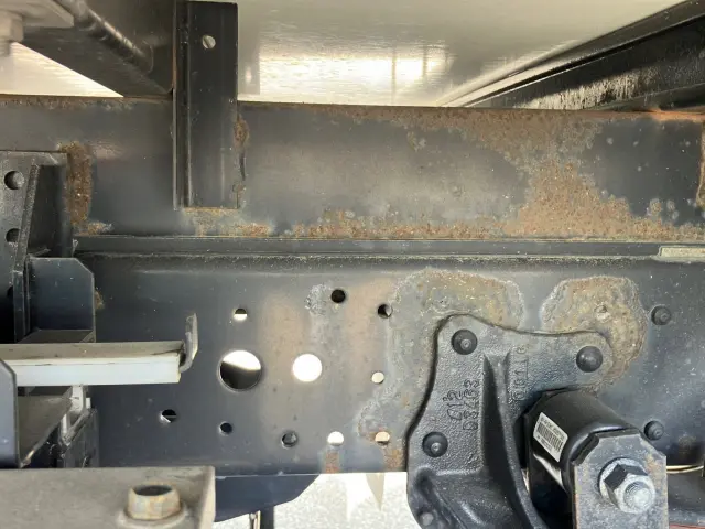 いすゞ エルフ 2RG-NPR88YN(2WD)の写真13