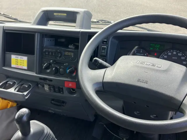 いすゞ エルフ 2RG-NPR88YN(2WD)の写真19