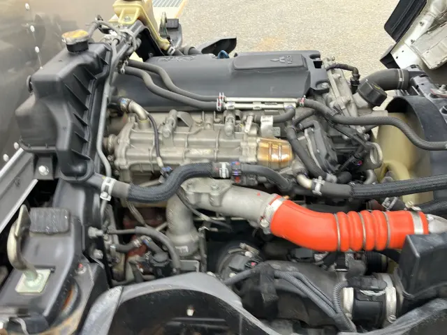 三菱 キャンター TPG-FBA20(2WD)の写真13