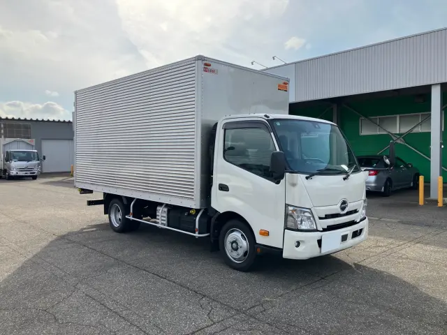 日野 デュトロ 2KG-XZU710M(2WD)の写真2