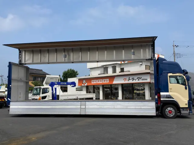 いすゞ ギガ 2PG-CYJ77D(8x4)の写真6