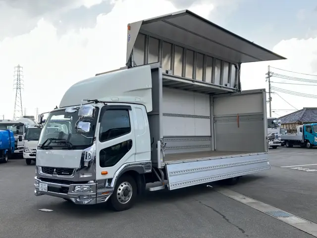 三菱 ファイター 2KG-FK65F(2WD)の写真1