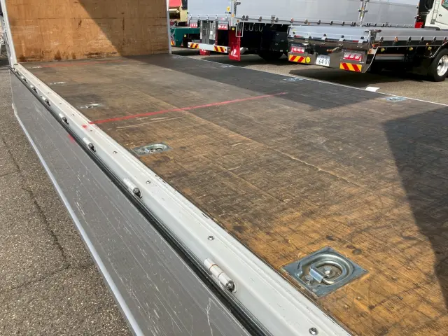 トヨタ ダイナ 2KG-XZU730(2WD)の写真9