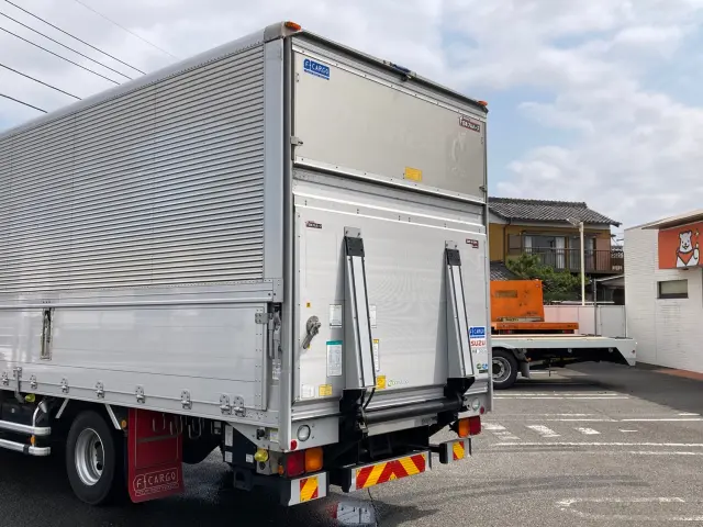 いすゞ フォワード 2RG-FRR90S2(2WD)の写真14