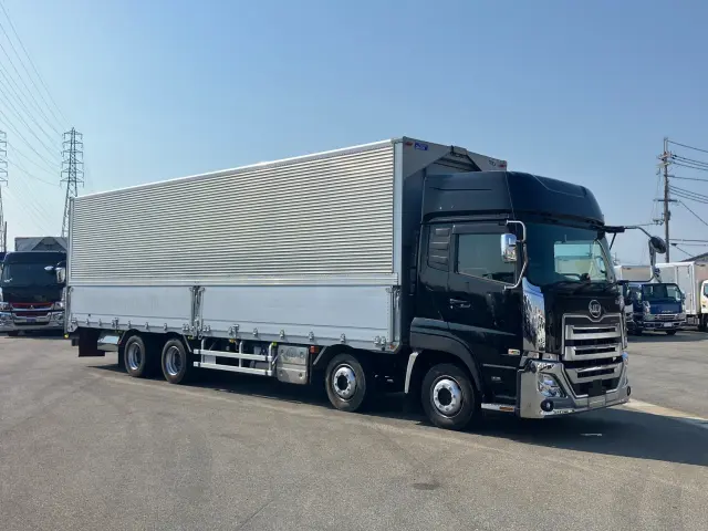 UD クオン 2PG-CG5CA(8x4)の写真2