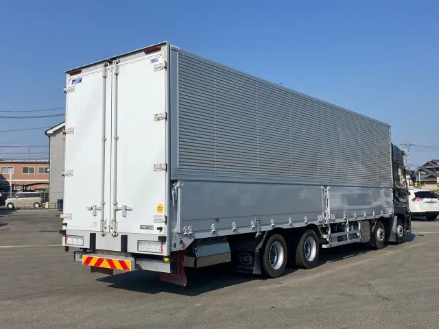 UD クオン 2PG-CG5CA(8x4)の写真3