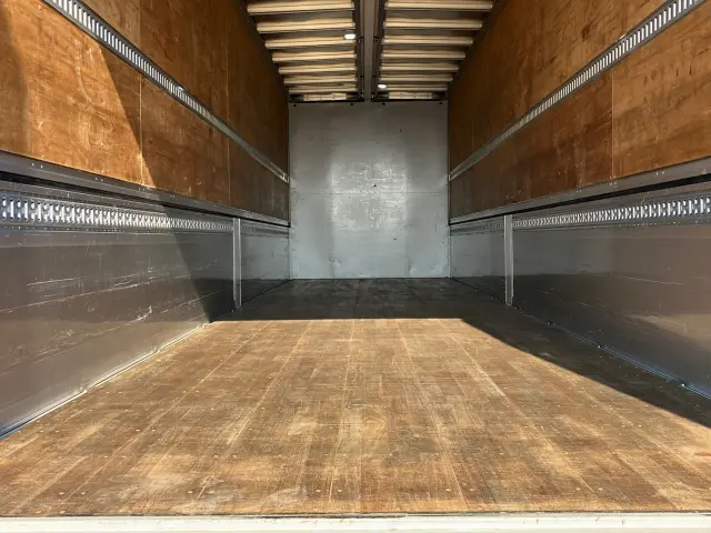 UD クオン 2PG-CG5CA(8x4)の写真10