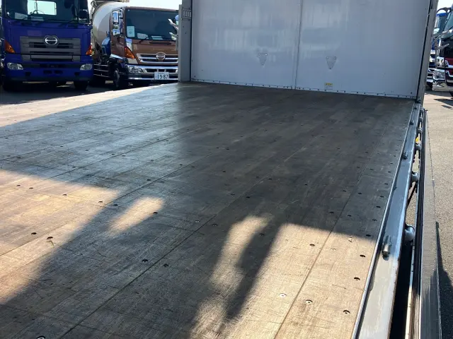 UD クオン 2PG-CG5CA(8x4)の写真12