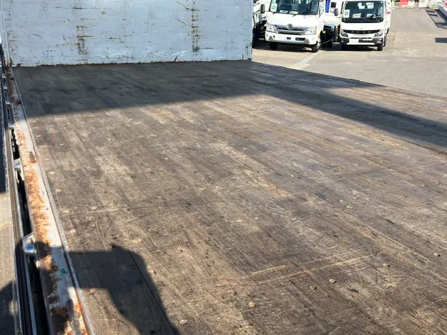 UD クオン QPG-CG5ZA(8x4)の写真11