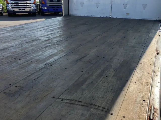 UD クオン QPG-CG5ZA(8x4)の写真12