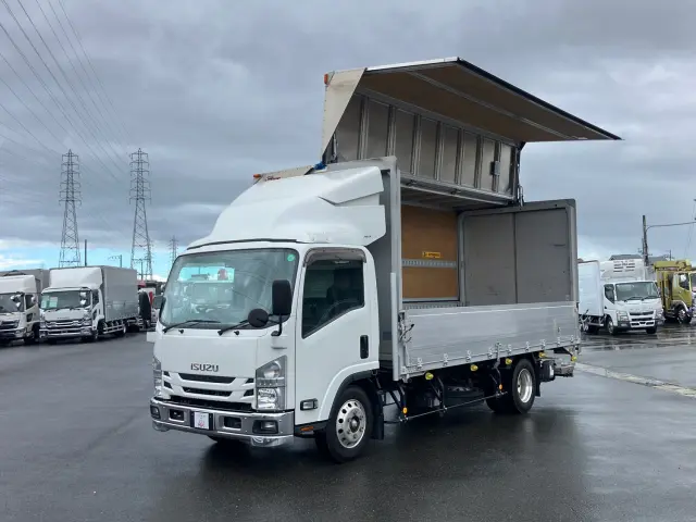 いすゞ エルフ 2RG-NKR85N(2WD)の写真1