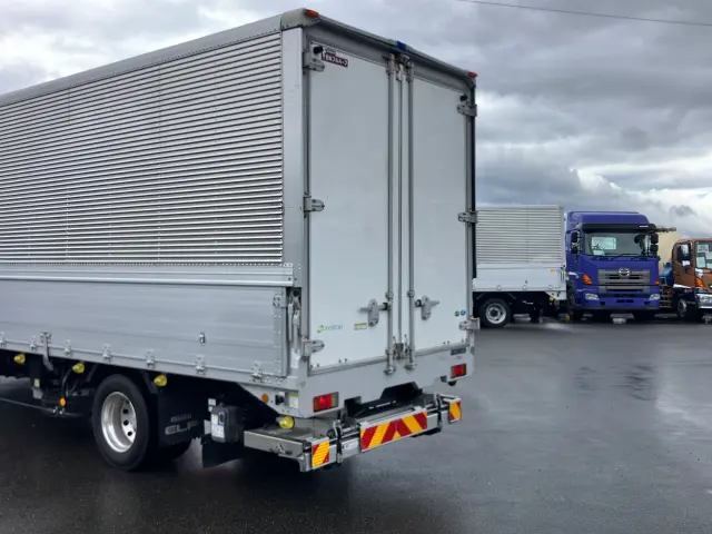 いすゞ エルフ 2RG-NPR88N(2WD)の写真14