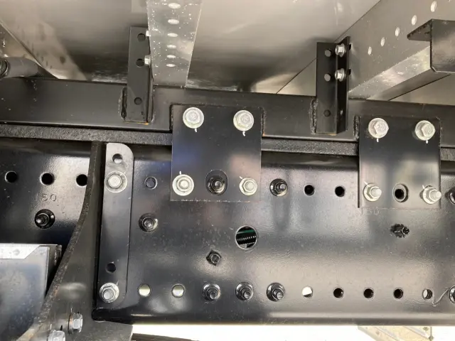 日野 プロフィア 2DG-FW1AHC(8x4)の写真13