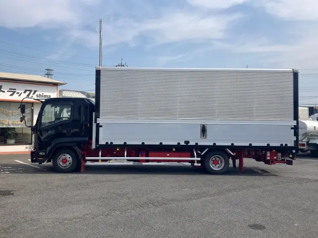 いすゞ フォワード 2RG-FRR90T2(2WD)の写真7