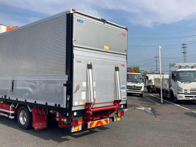 いすゞ フォワード 2RG-FRR90T2(2WD)の写真14