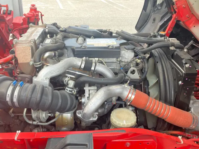 いすゞ フォワード 2RG-FRR90T2(2WD)の写真20