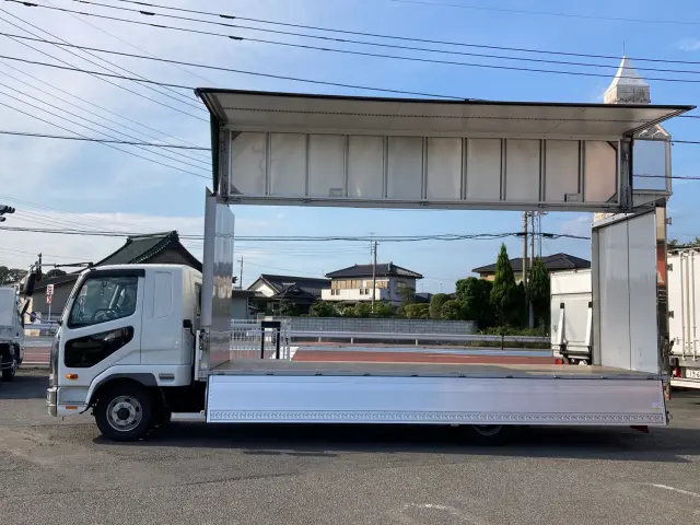 三菱 ファイター 2KG-FK65F(2WD)の写真5